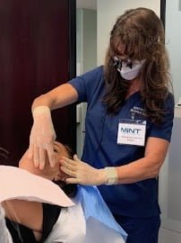 AF1QipMpjXIv8C782N4BDoMfRur7hv0722gRCwZCvLru_w203-h270-k-no