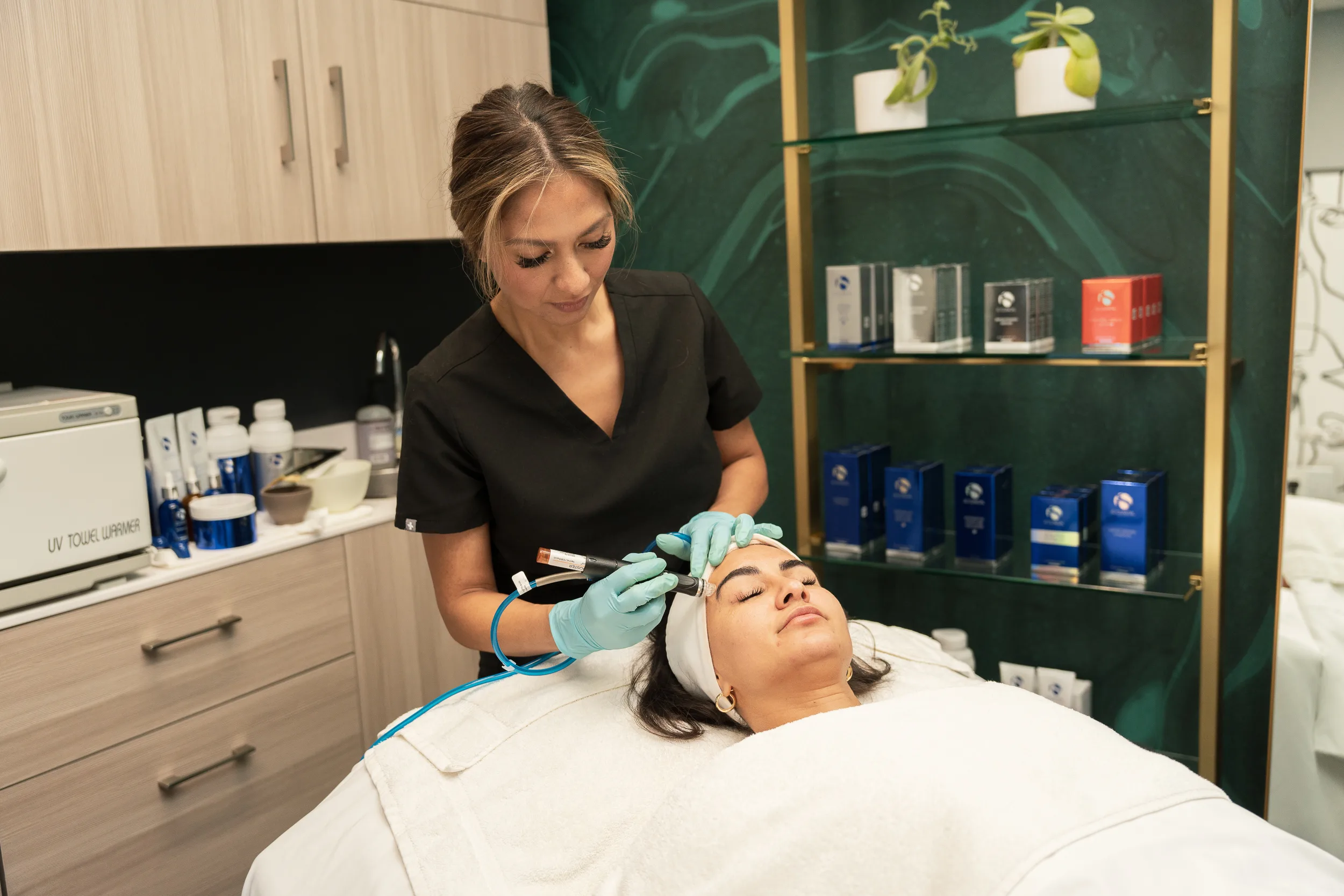 SFE Hydrafacial